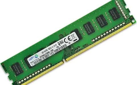 Which memory is faster cache or flash memory?